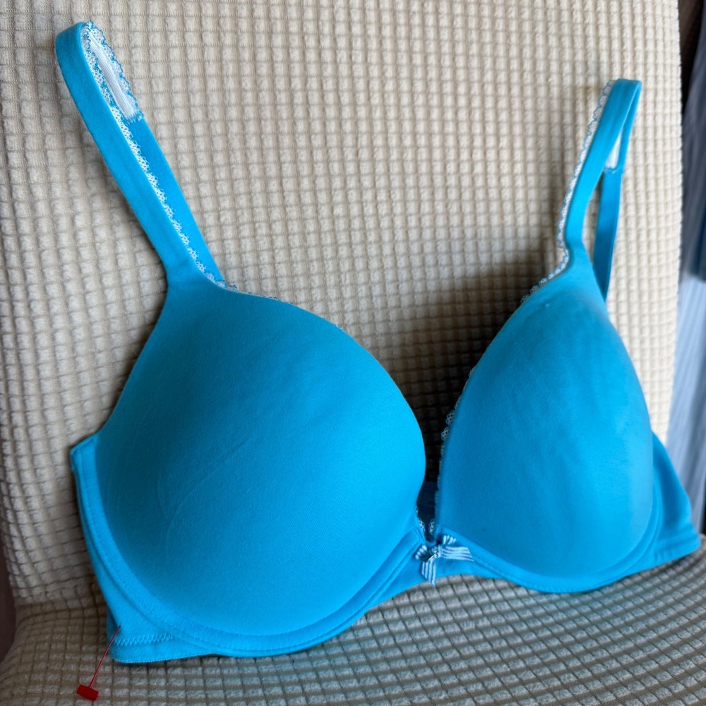 Lot 2 NWT Victoria's Secret Push Up Bras  Body By Victoria 38C Blue Nude Neutral - Picture 8 of 16